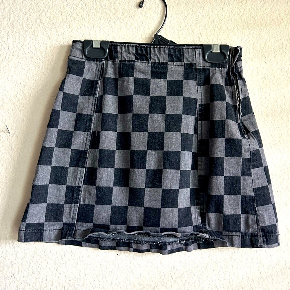 Checkered mini skirt